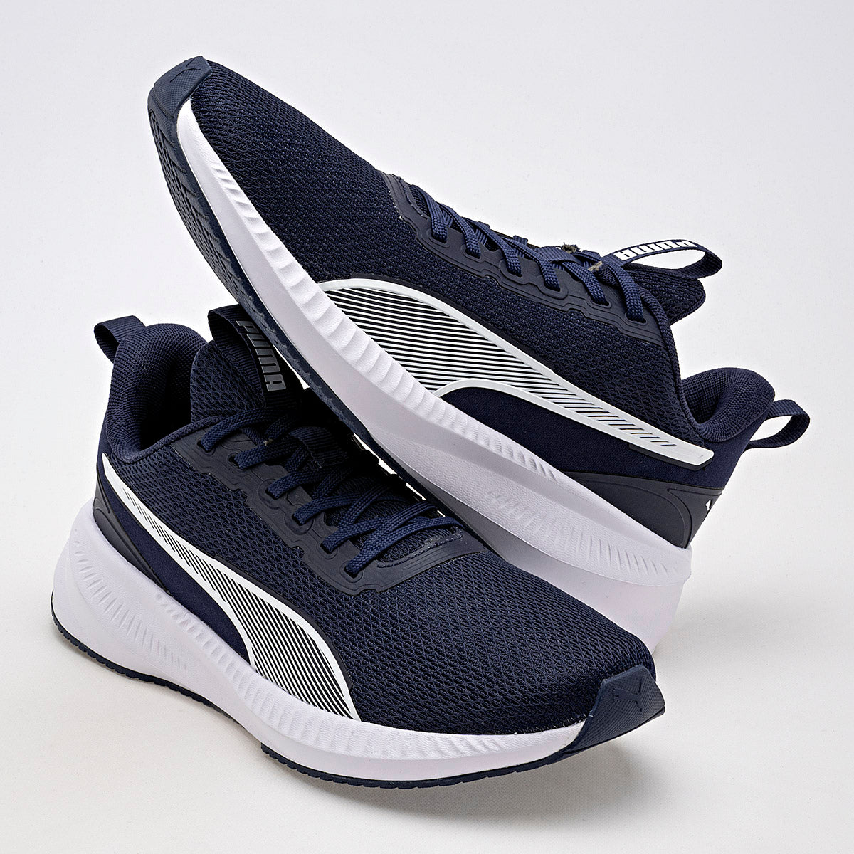 Puma Flyer Lite 3 Tenis deportivo para hombre