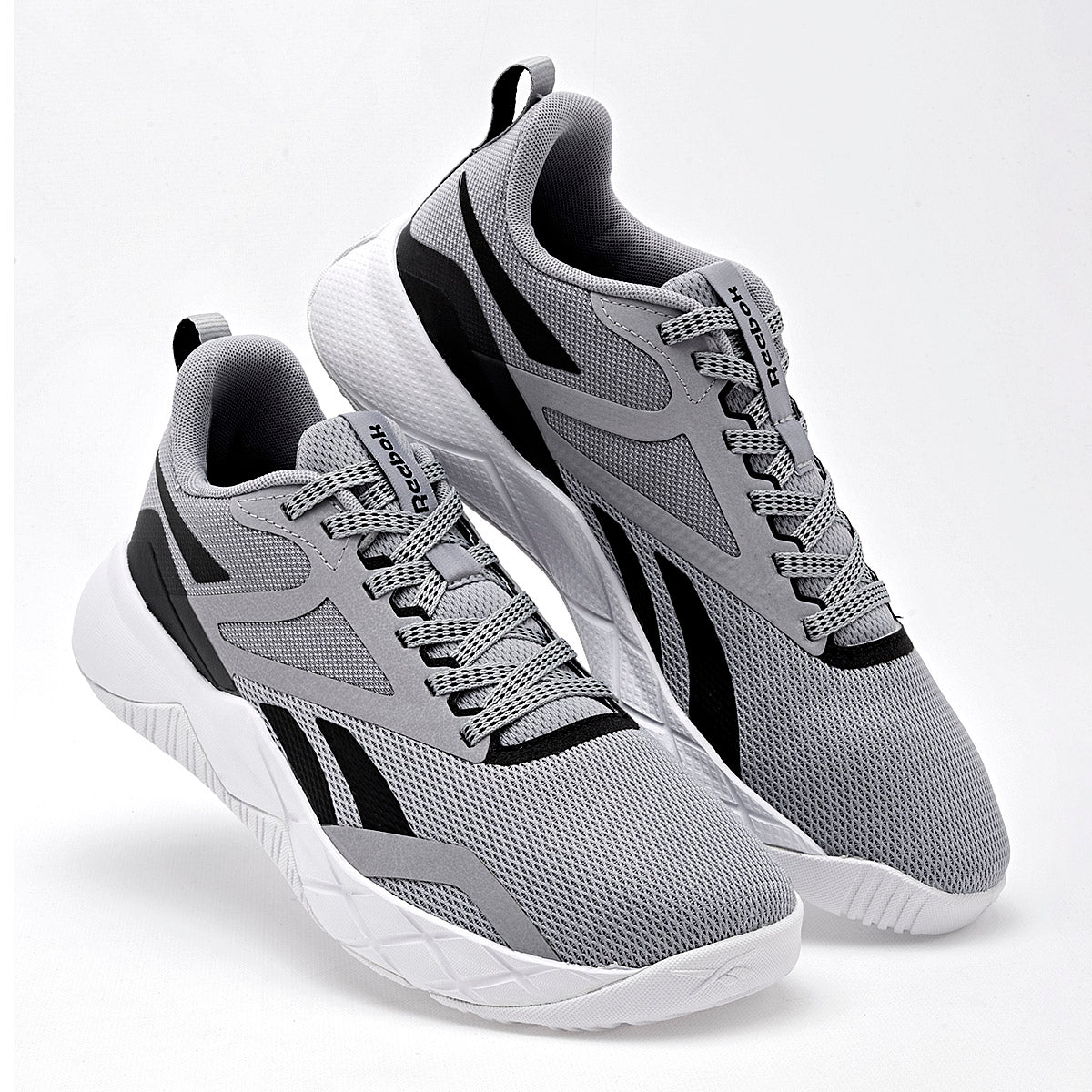 Reebok Nanoflex Tr  Tenis deportivo para hombre