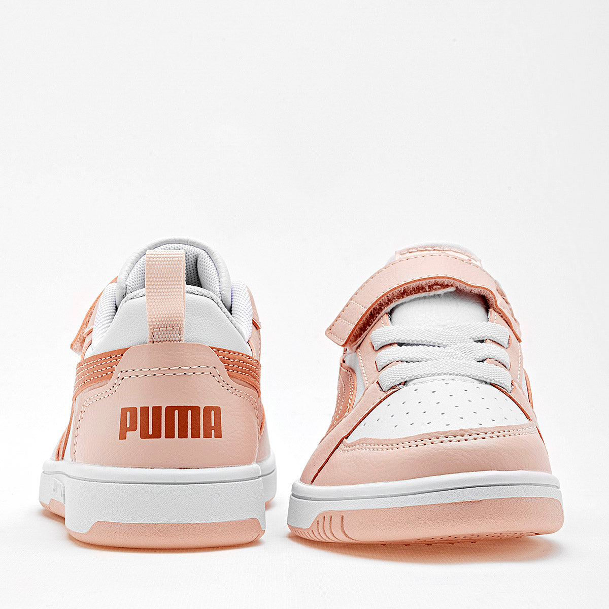 Tenis Rebound v6 Lo AC+ PS Puma para Niña