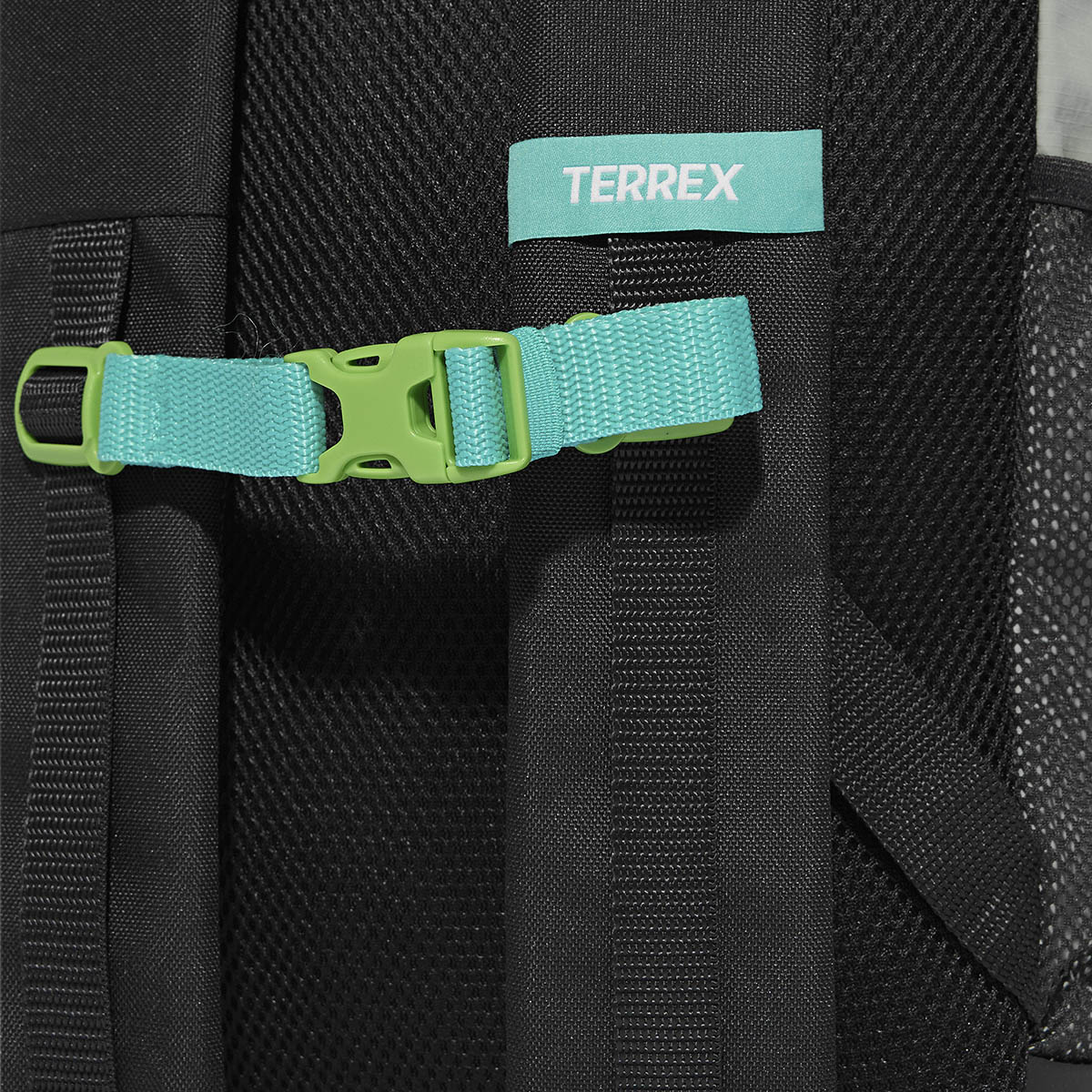 Mochila Minecraft Backpack Adidas para Hombre
