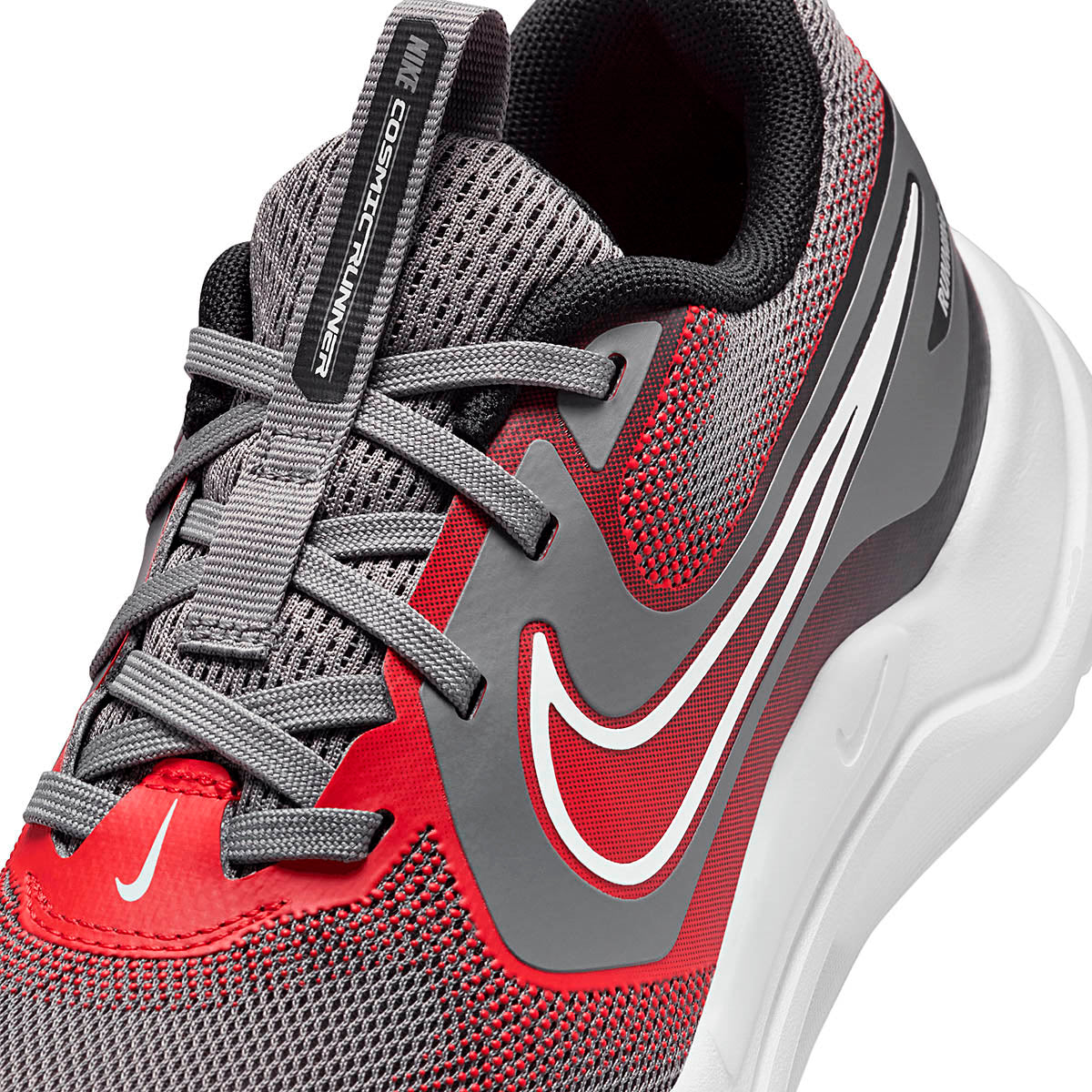 Tenis Cosmic Runner Nike para Joven