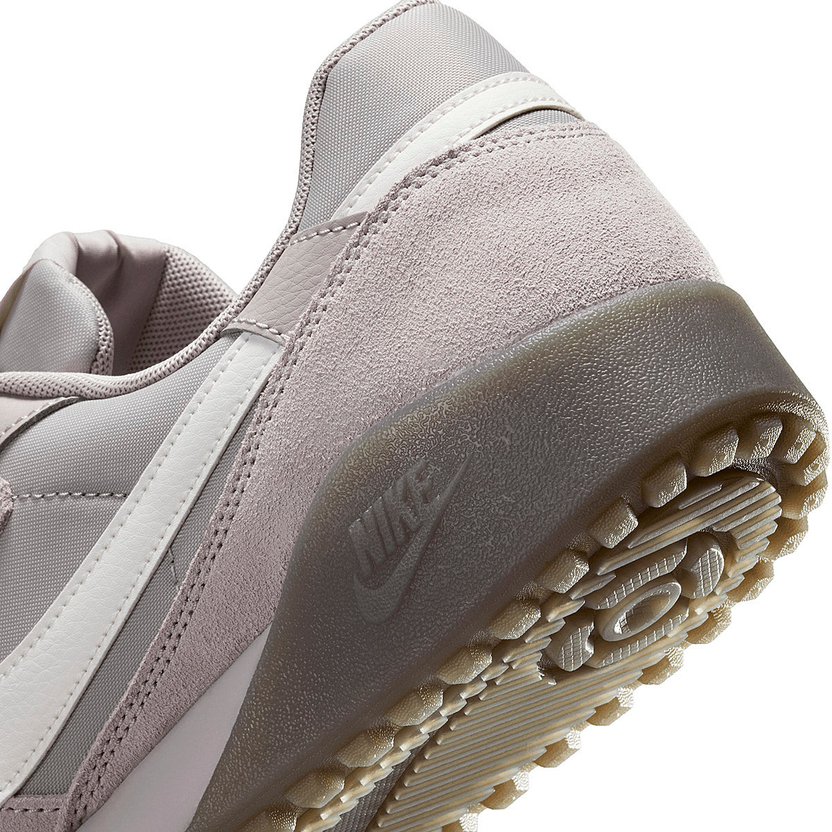 Tenis Terra Manta Suede Nike para Hombre