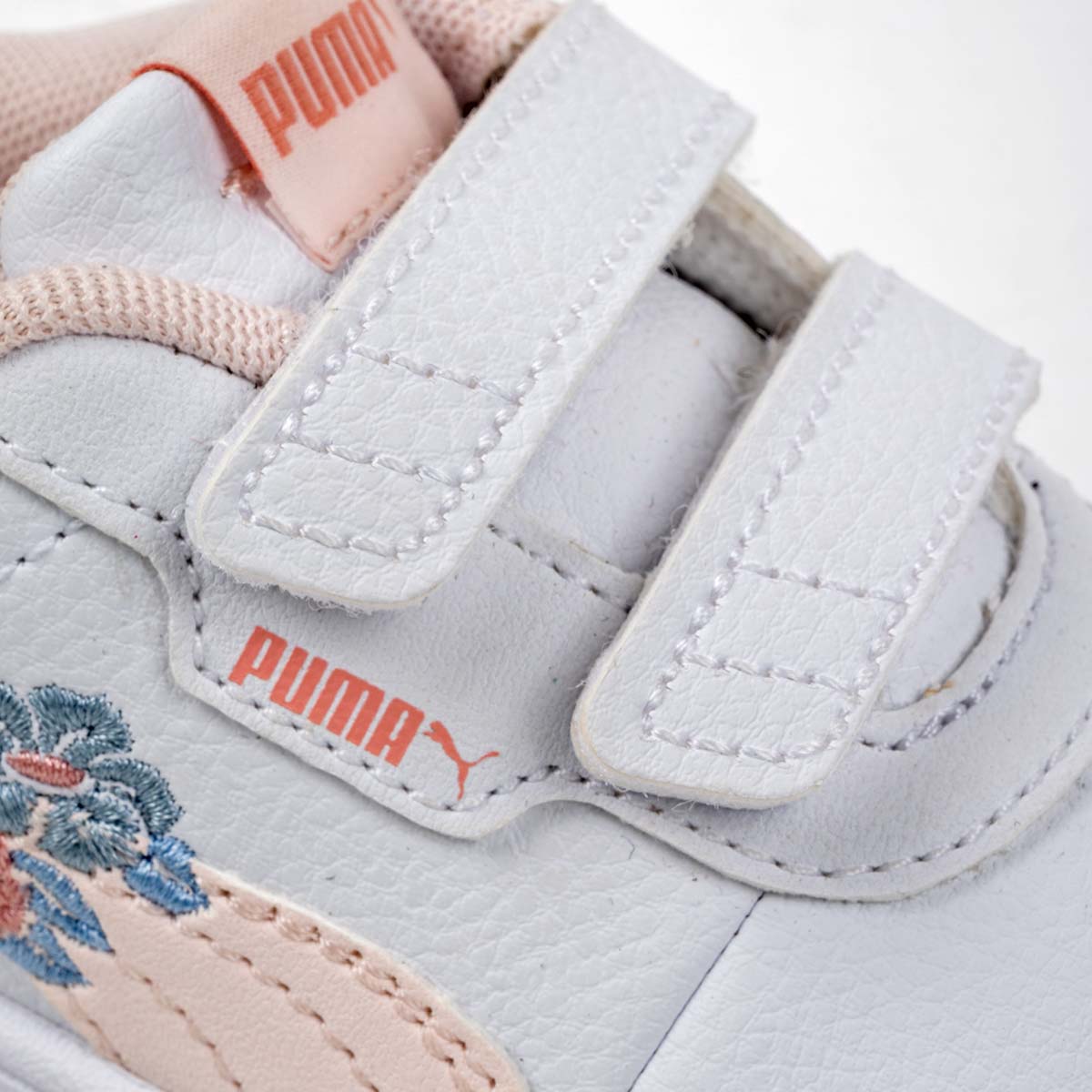Tenis Carina 3.0 Puma para Niña