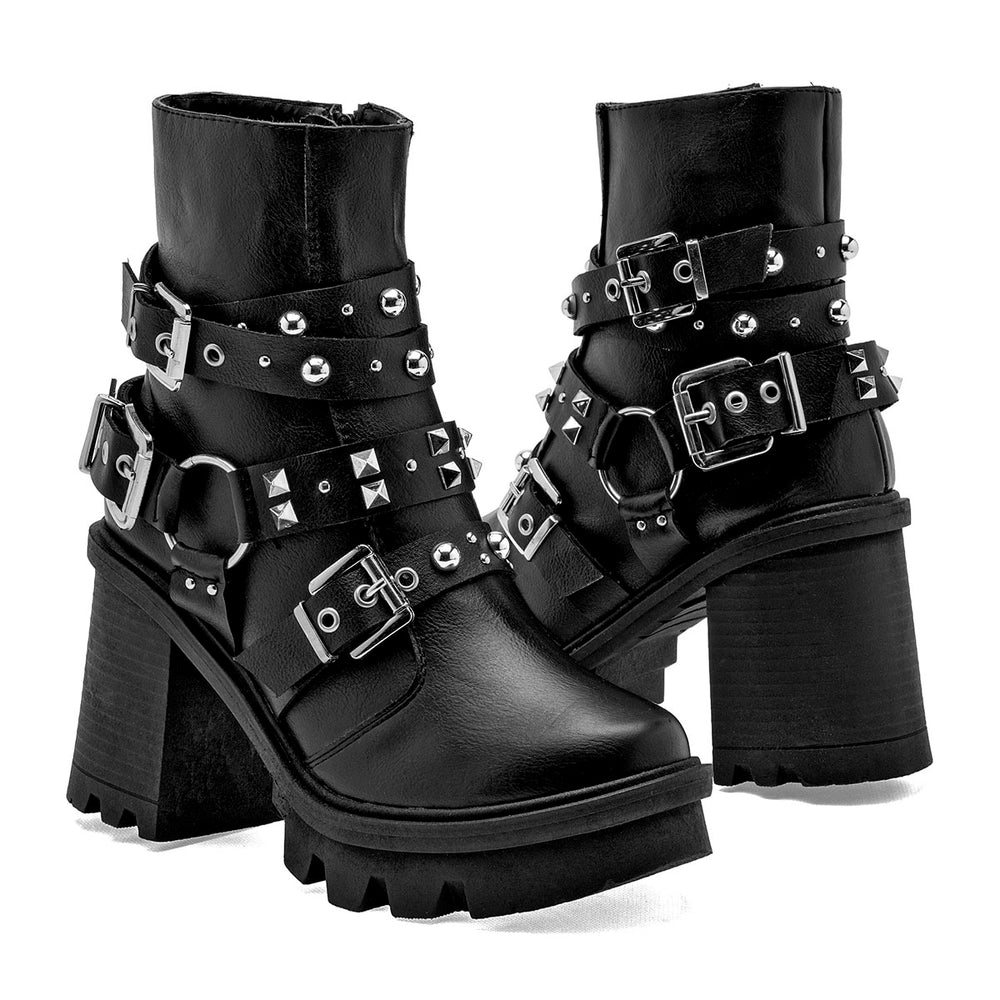 Cruz Shoes