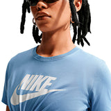 Playera W NSW Club SS Tee Icon Futura Nike para Mujer