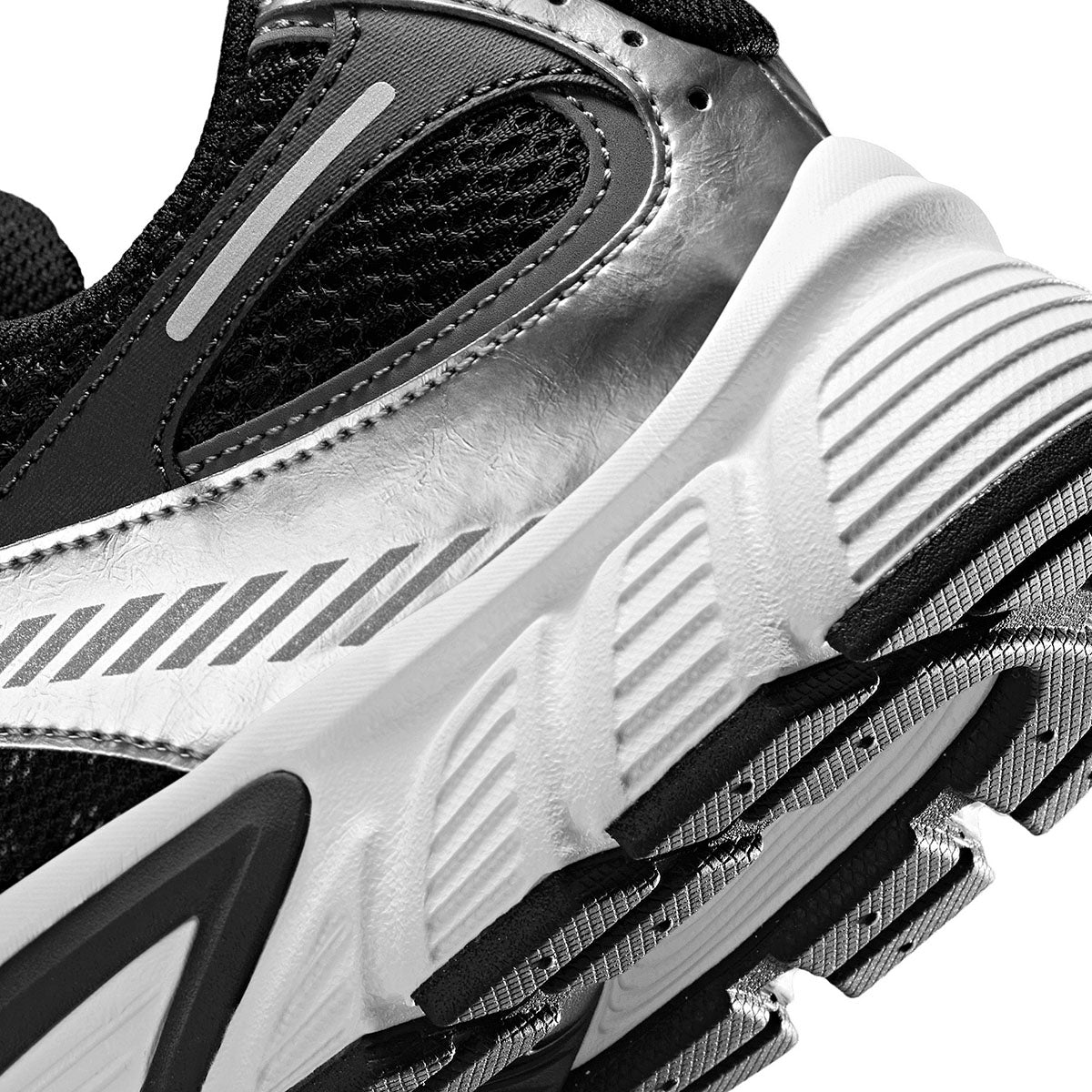 Tenis deportivo V5 RNR Nike para Hombre