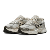 Tenis urbano V5 RNR W Nike para Mujer