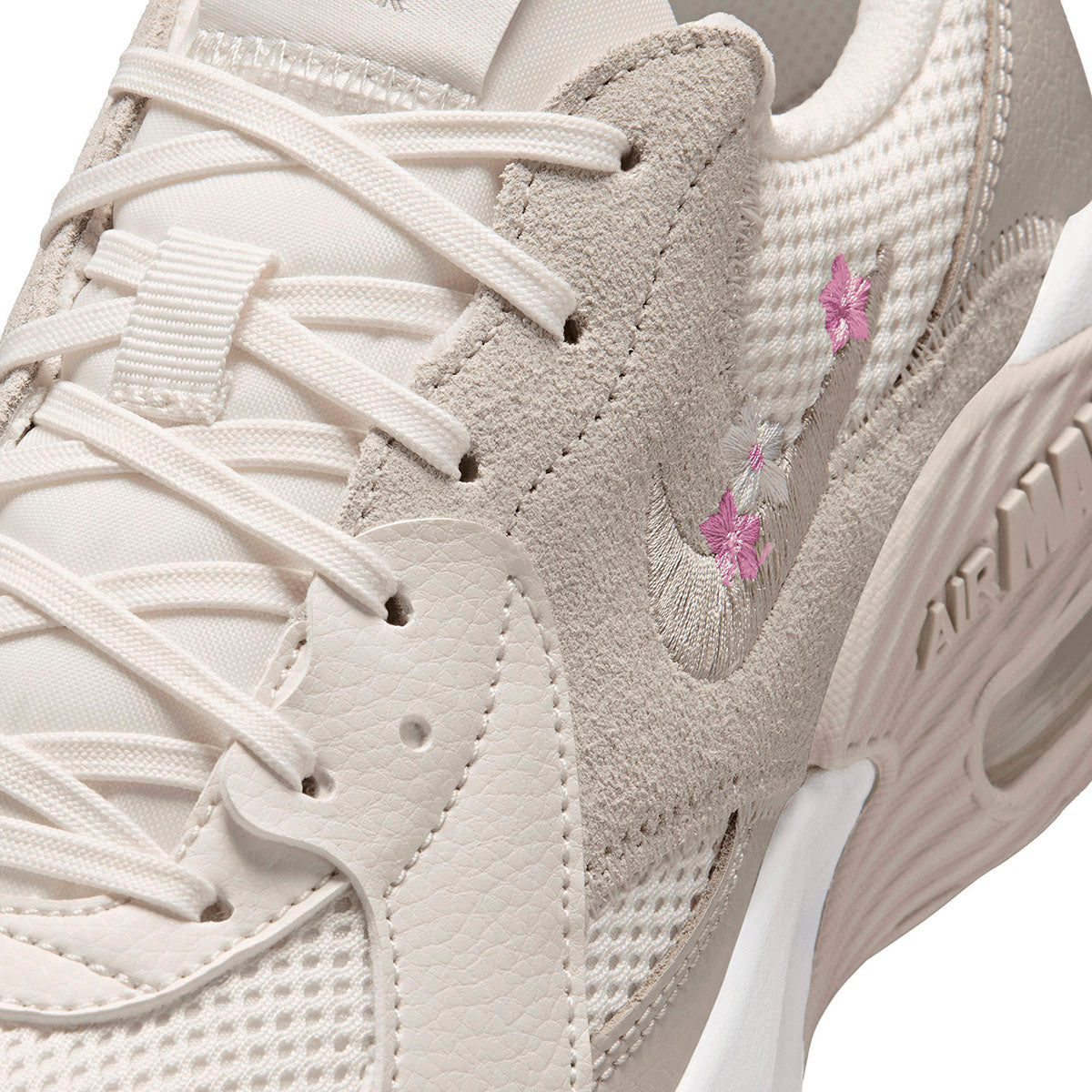 Tenis urbano Air Max Excee SE W Nike para Mujer