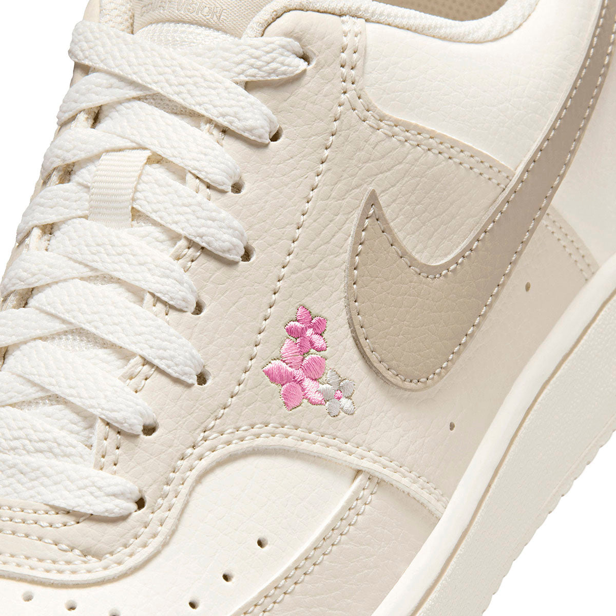 Tenis urbano Court Vision Low Special Edition W Nike para Mujer