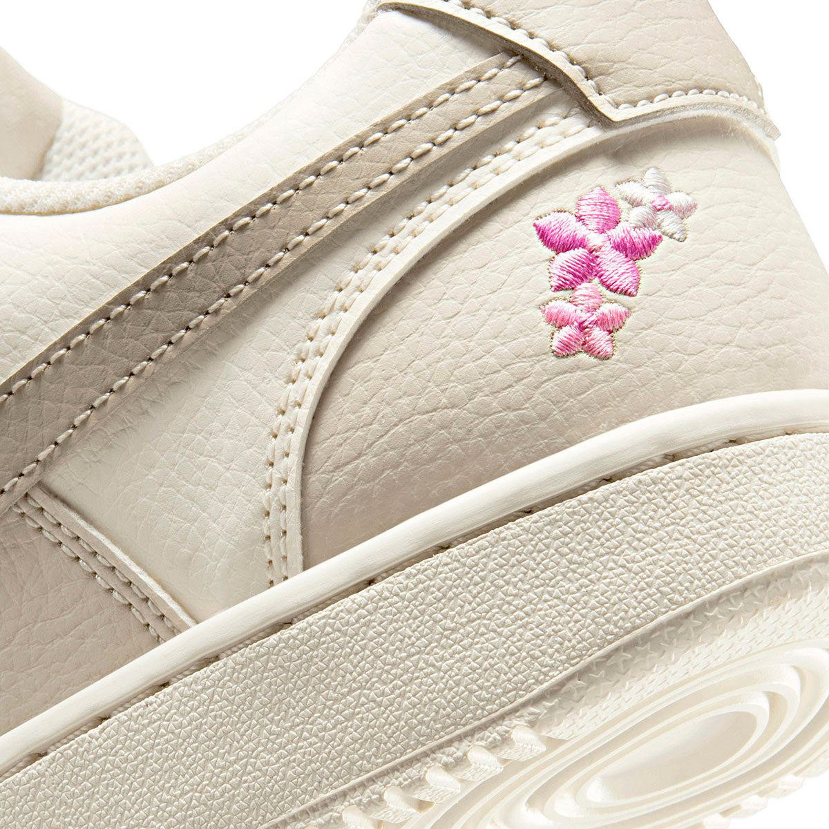Tenis urbano Court Vision Low Special Edition W Nike para Mujer