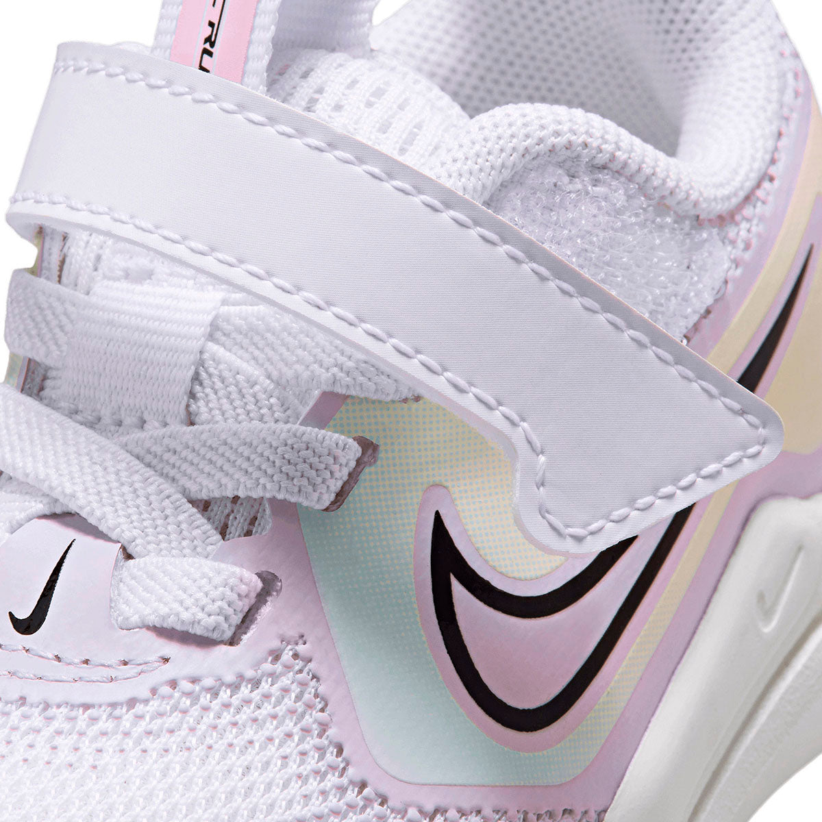 Tenis Cosmic Runner SE 2 (TD) Nike para bebé Niña