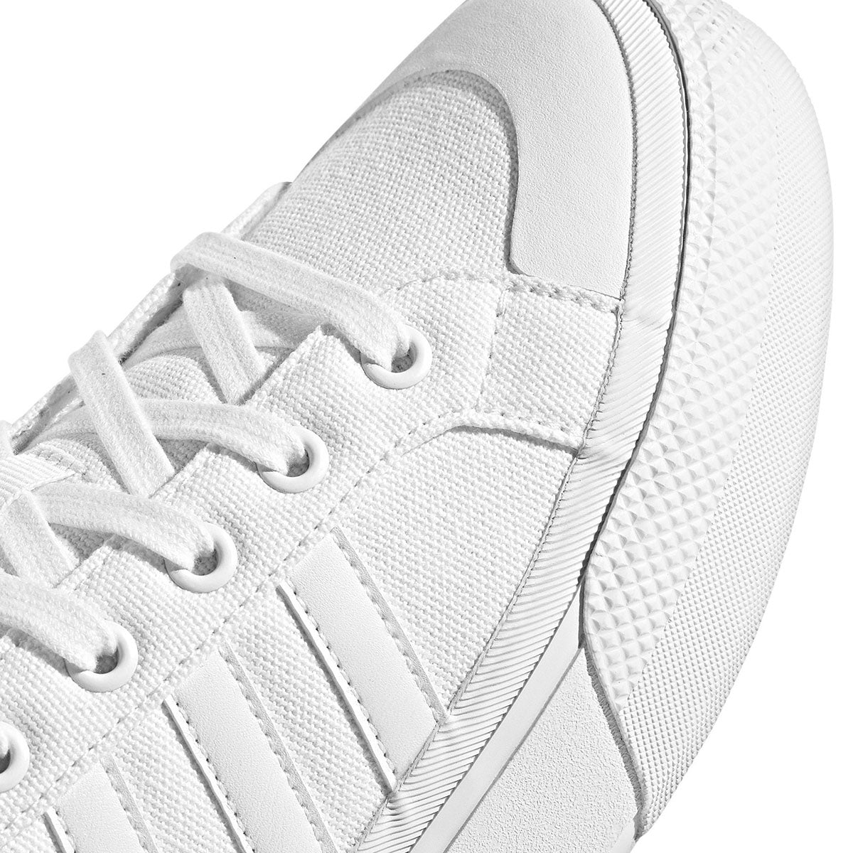 Tenis urbano Bravada Platform Adidas para Mujer