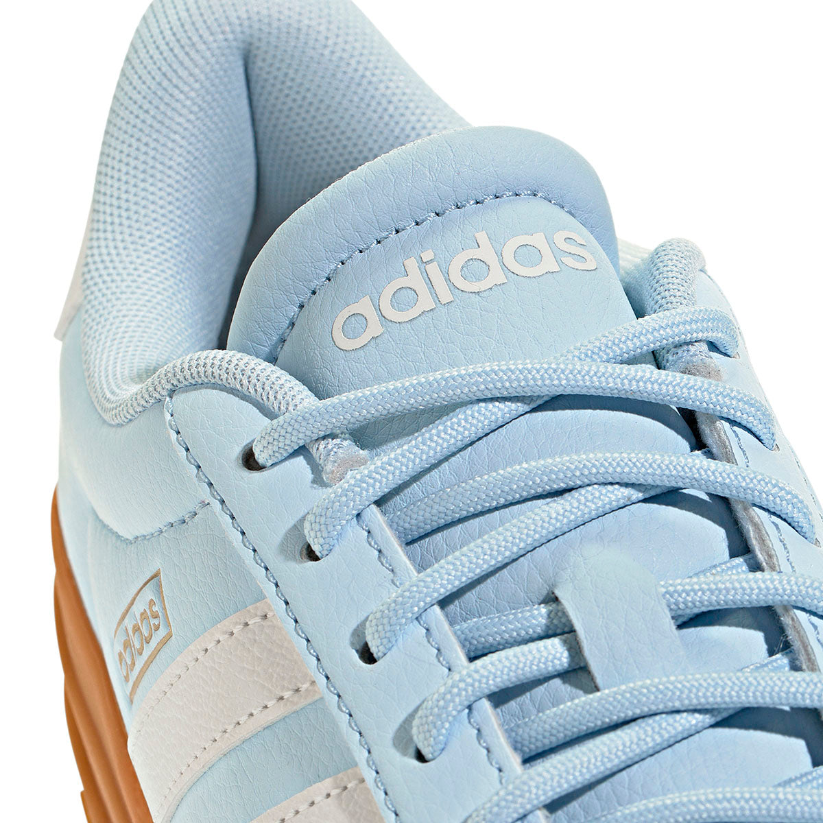 Tenis urbano VL Court Bold Adidas para Mujer