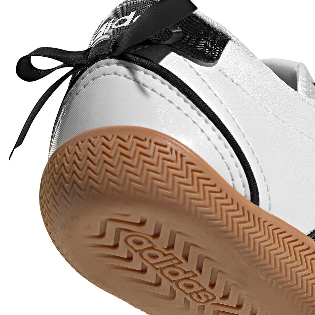Tenis urbano Grand Court Lo Girls J Adidas para Mujer