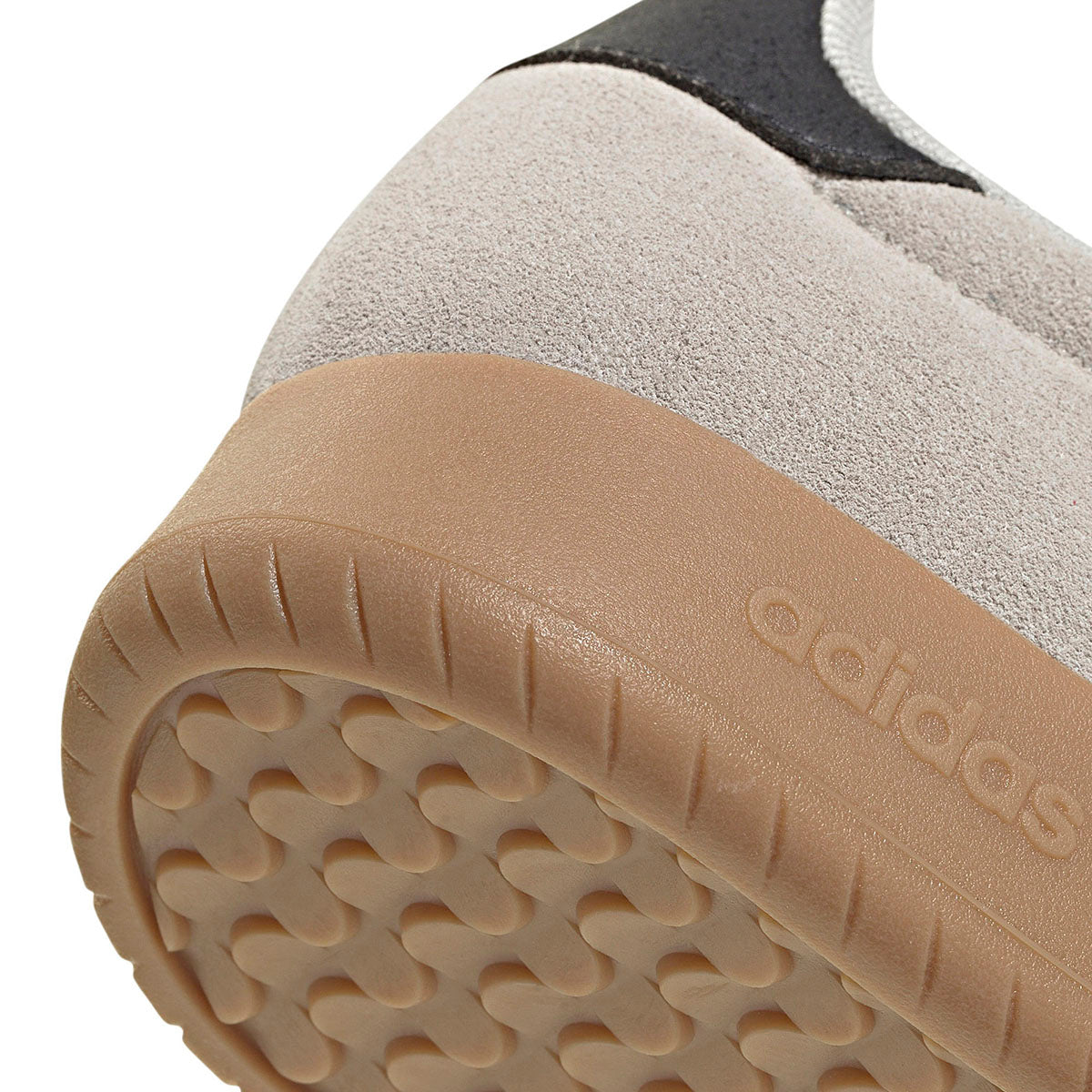 Tenis urbano Barreda Adidas para Hombre
