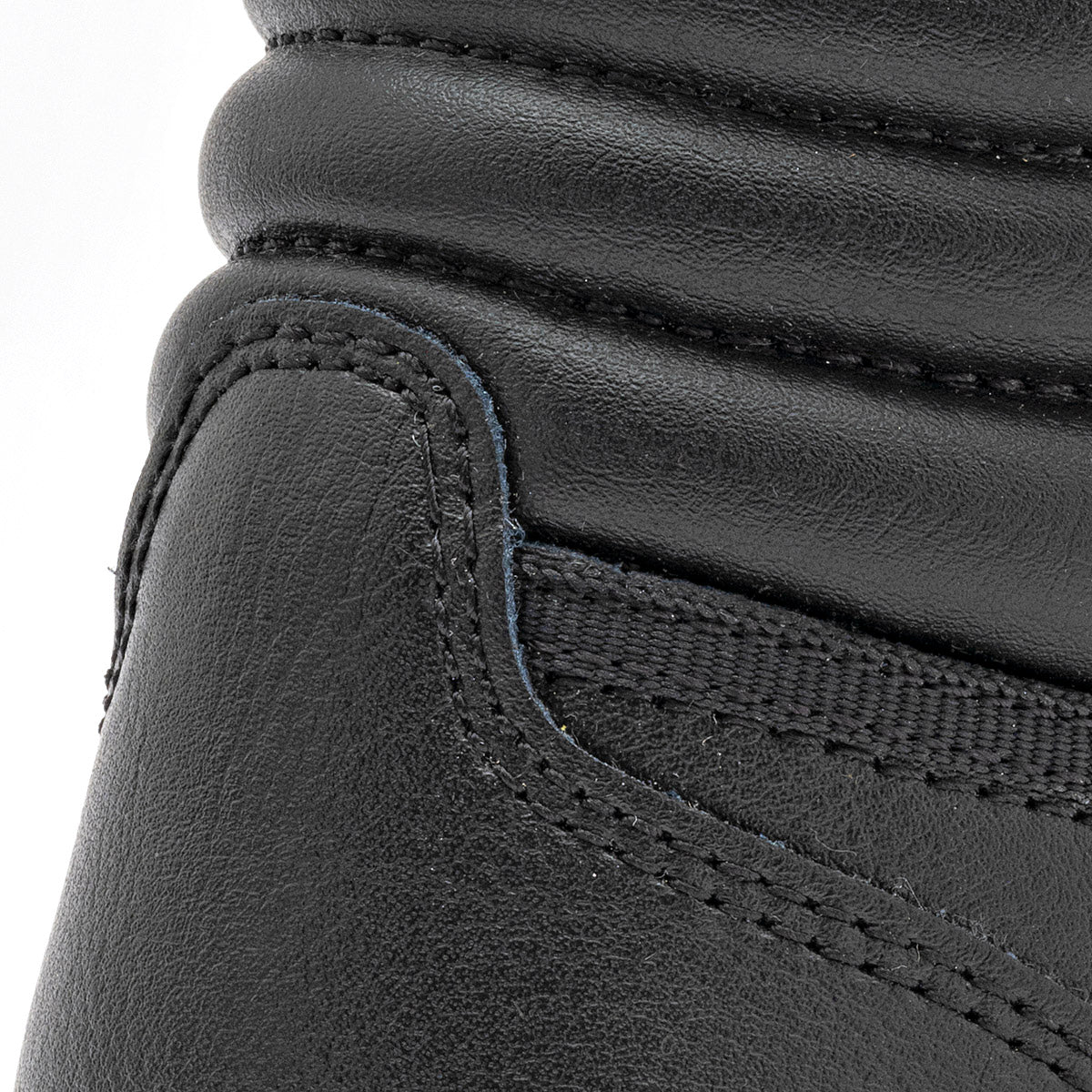 Pakar.com | Tienda online - Tenis urbano tipo Botín para hombre Reebok - Envío gratis desde $500
