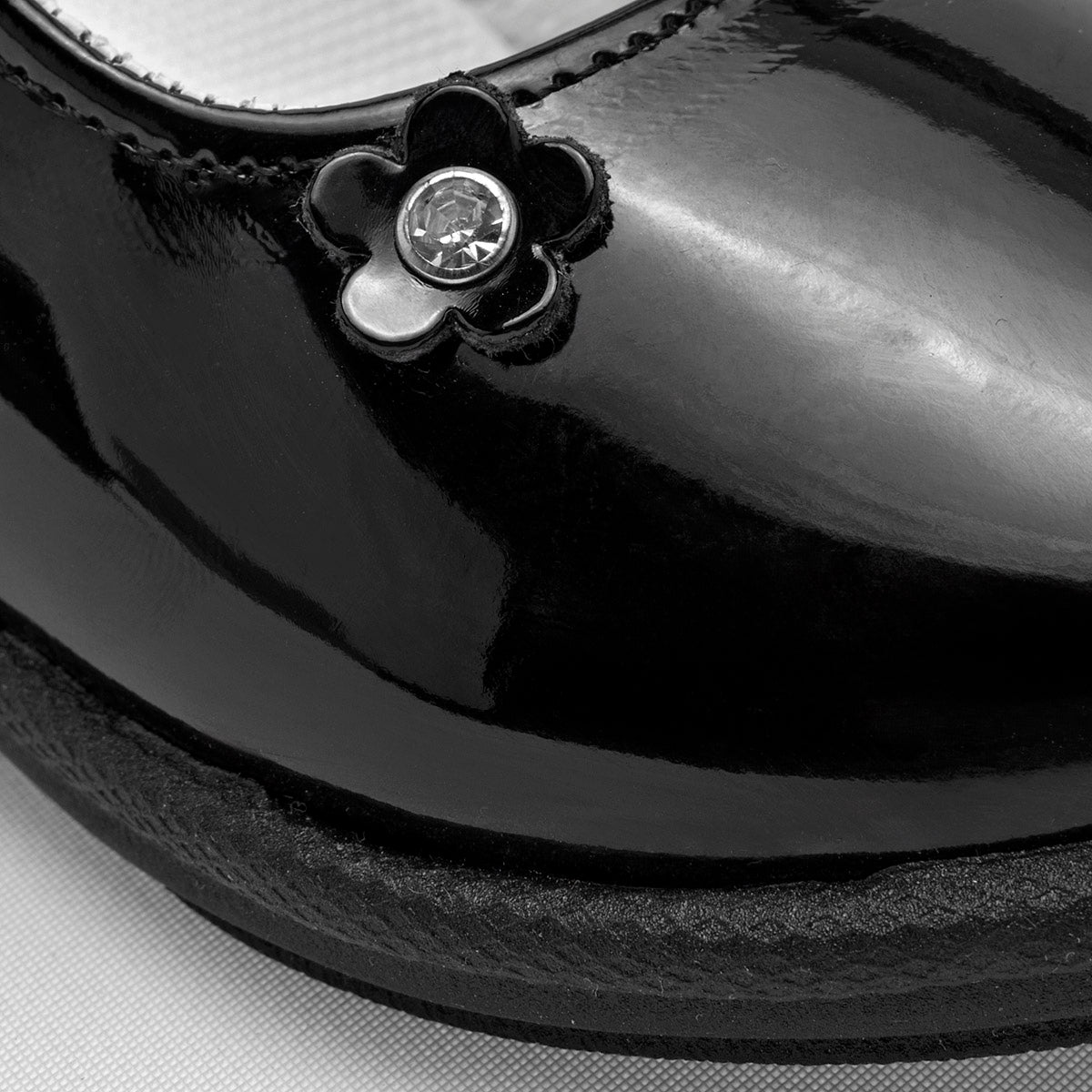 Zapato casual charol Kids Sofi para Niña