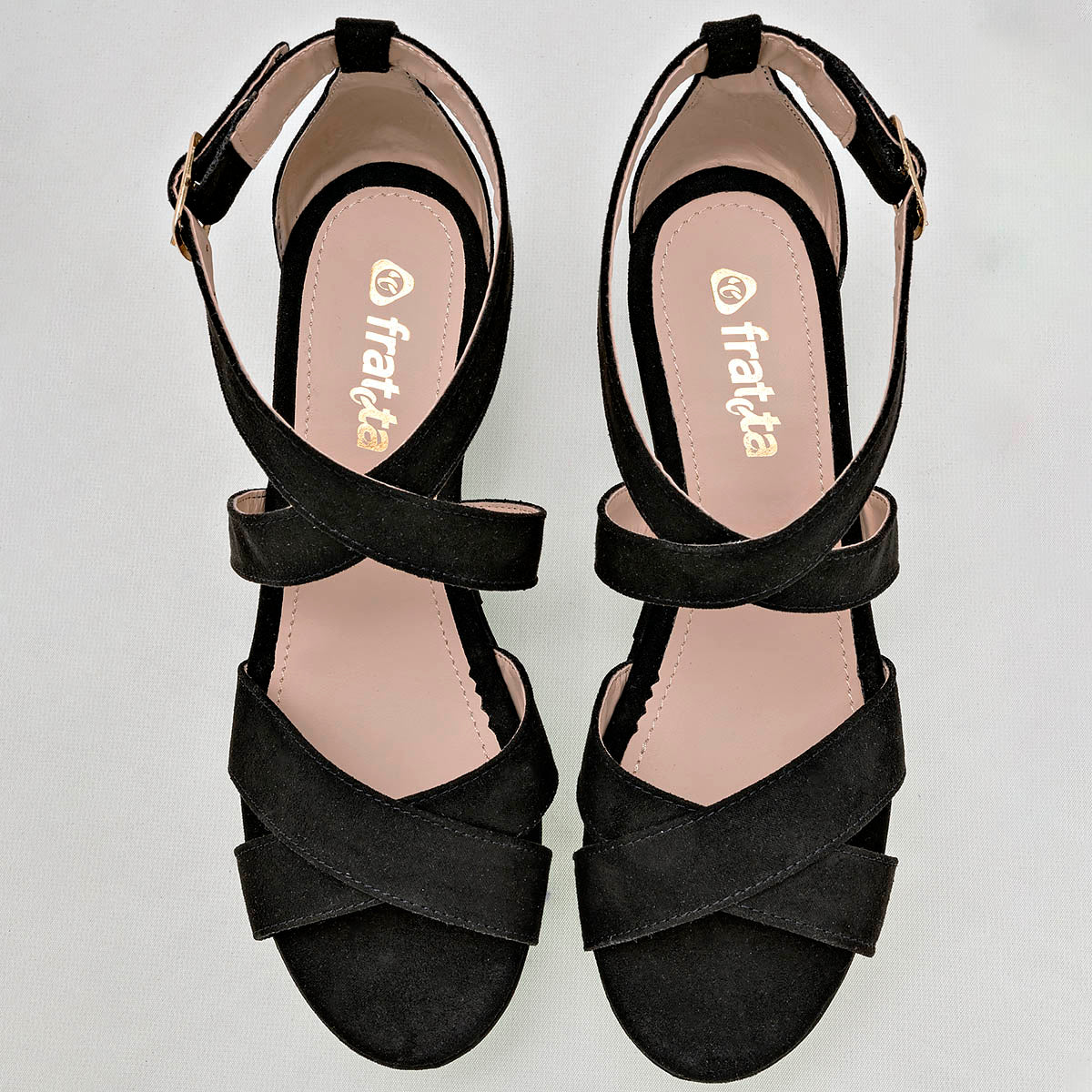 Sandalia para mujer marca Fratta Negro cod. 71412