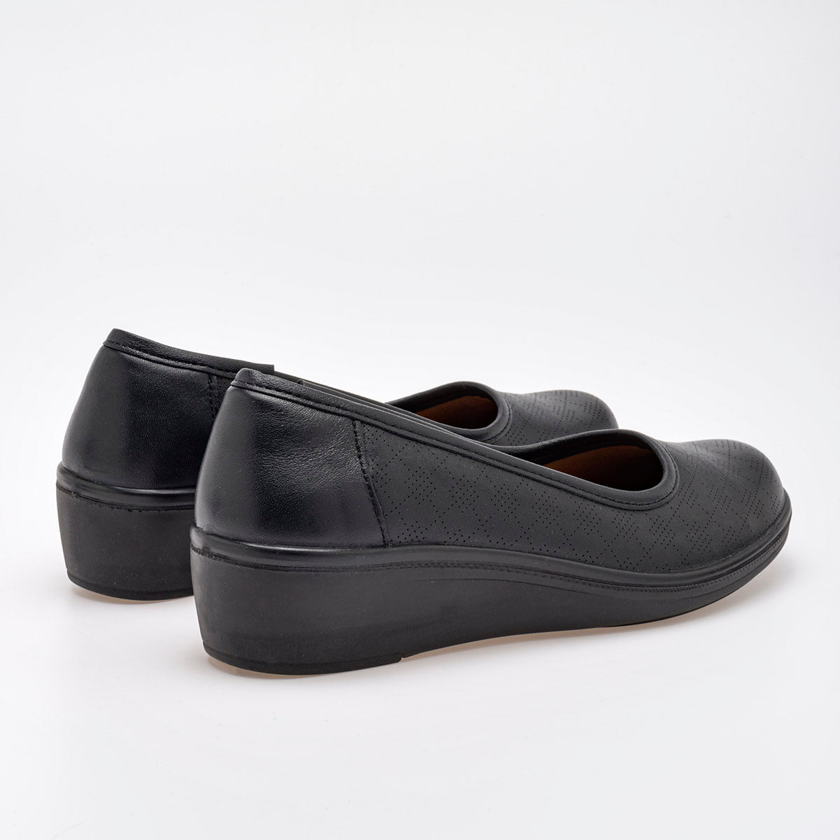 Zapato confort para mujer marca Flexi Negro cod. 83659