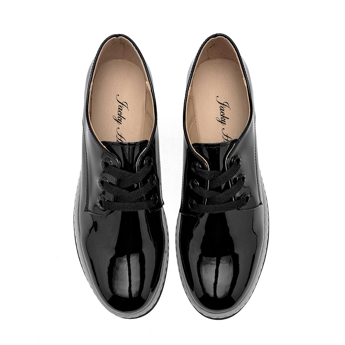 Zapato charol Jacky Hilton para niña