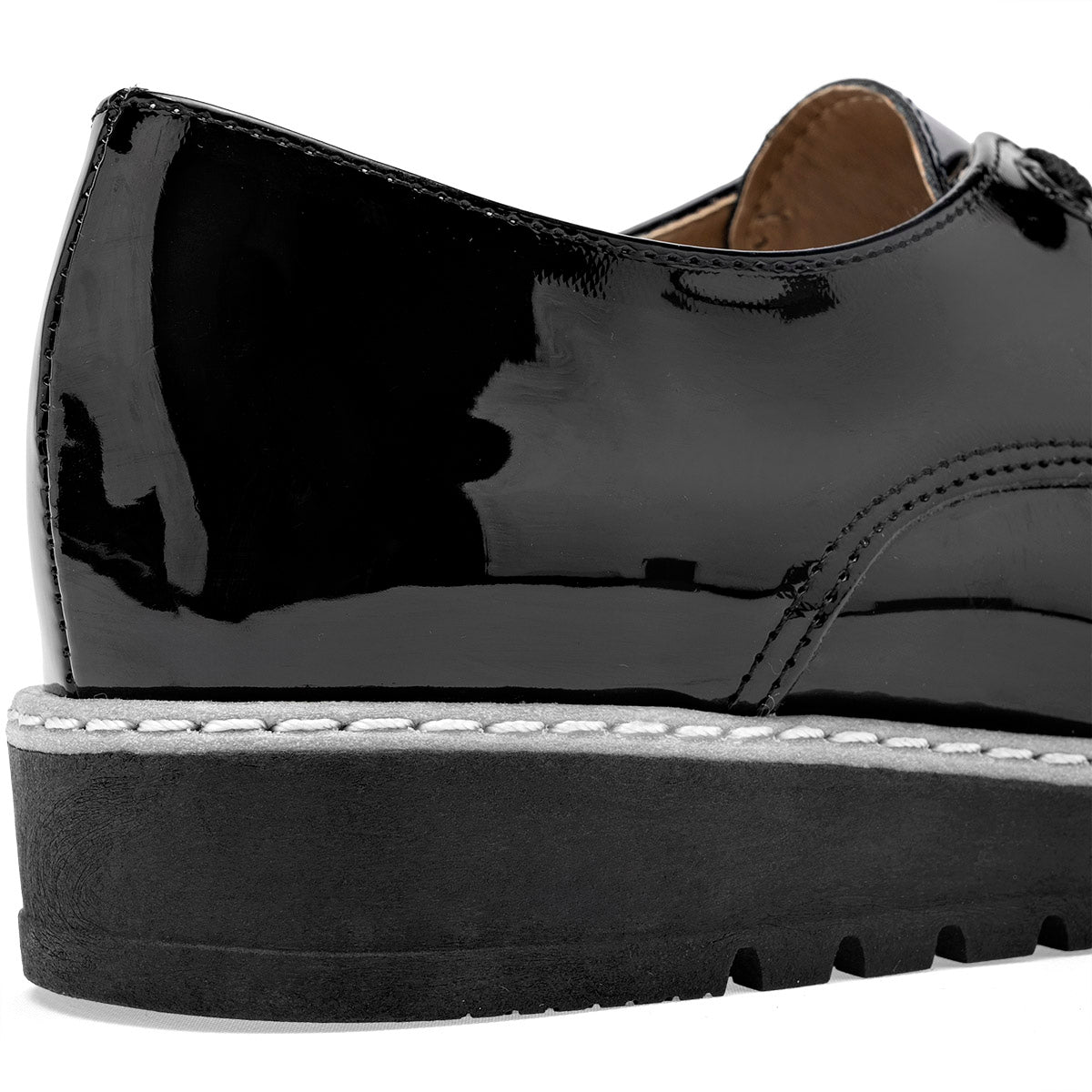 Zapato casual charol Jacky Hilton para mujer