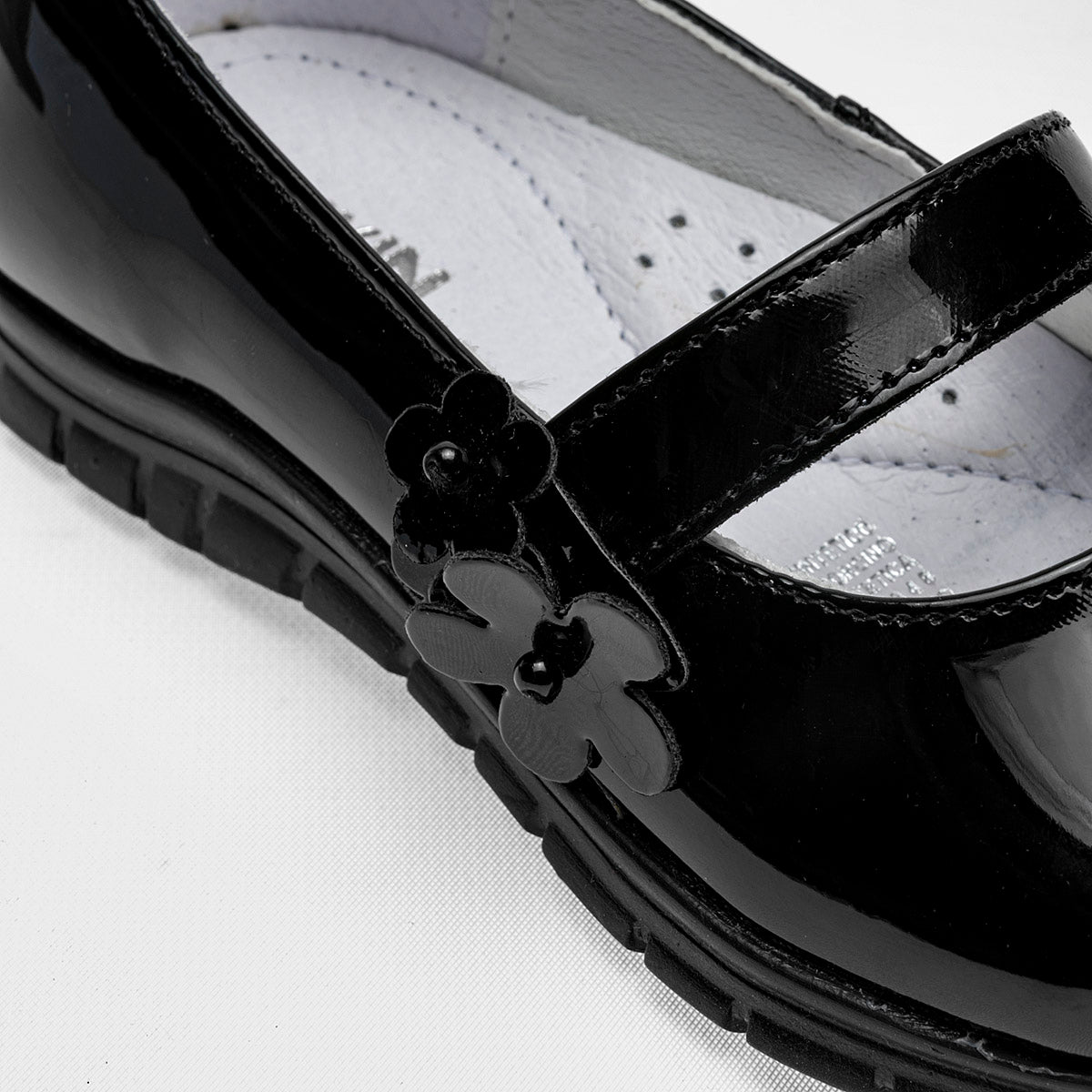 Pakar.com | Tienda online - Zapato charol Yuyin para niña