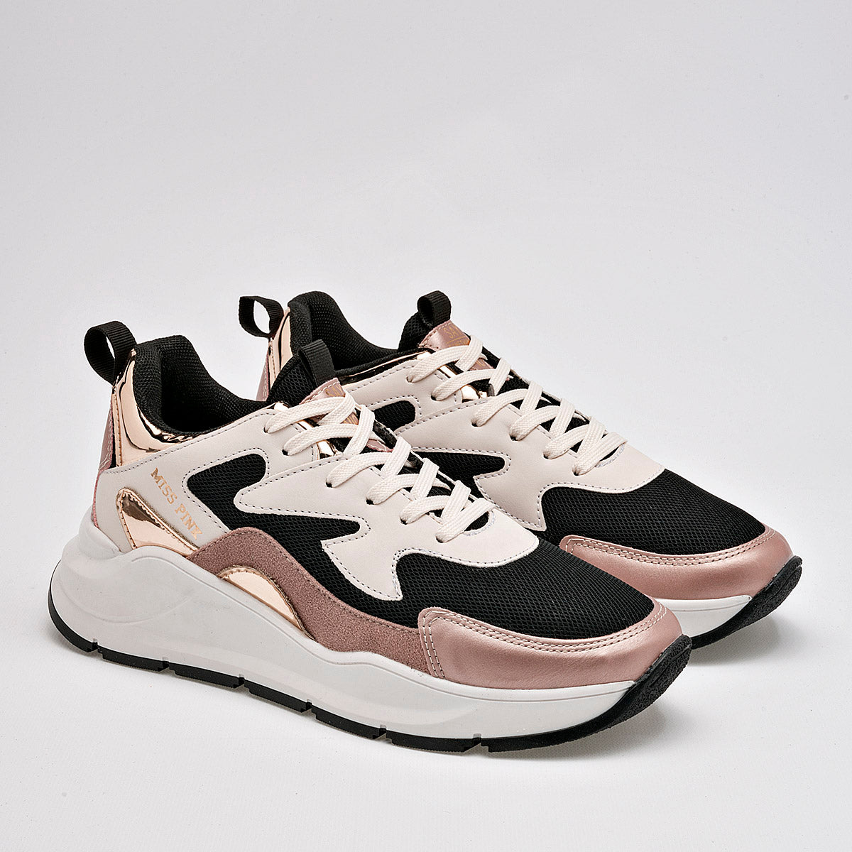 Tenis urbano para mujer marca Miss Pink Negro cod. 98610