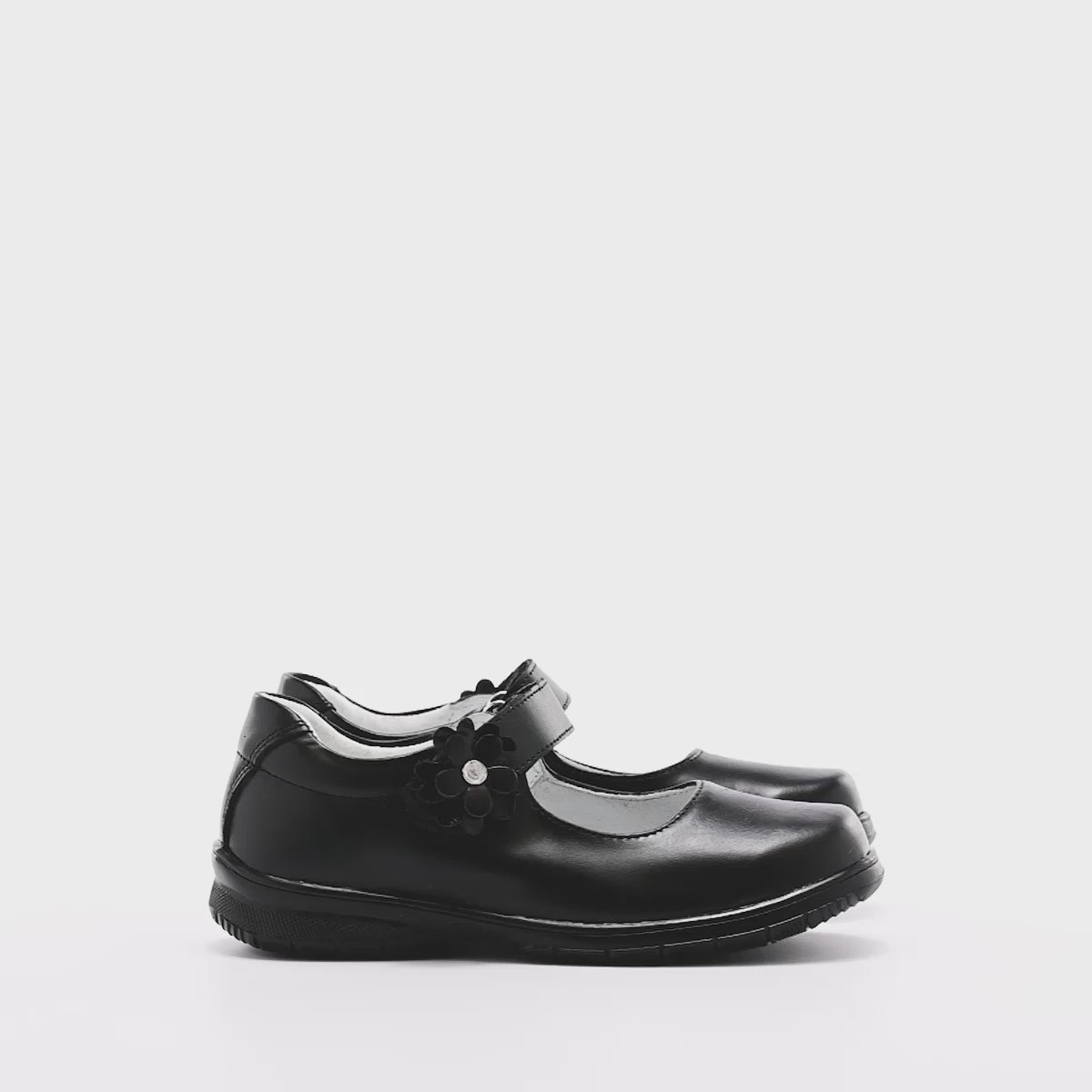 Zapato escolar Yondeer para niña