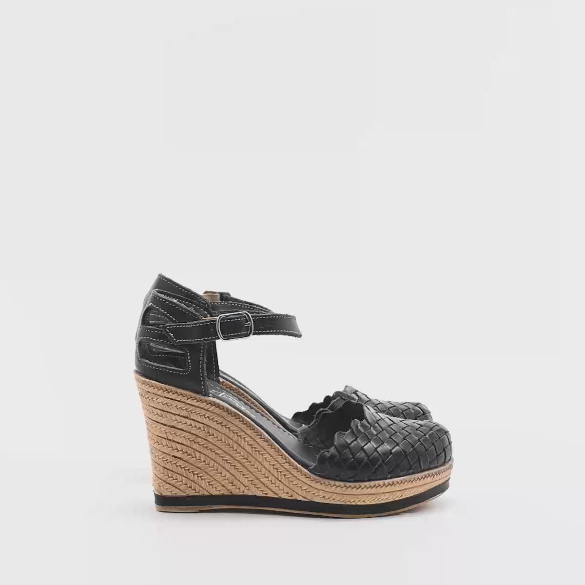 Zapato plataforma para mujer marca Mora Tierra Negro cod. 125454