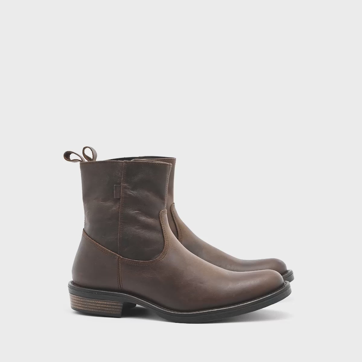 Bota para hombre marca Levi's Café cod. 121980