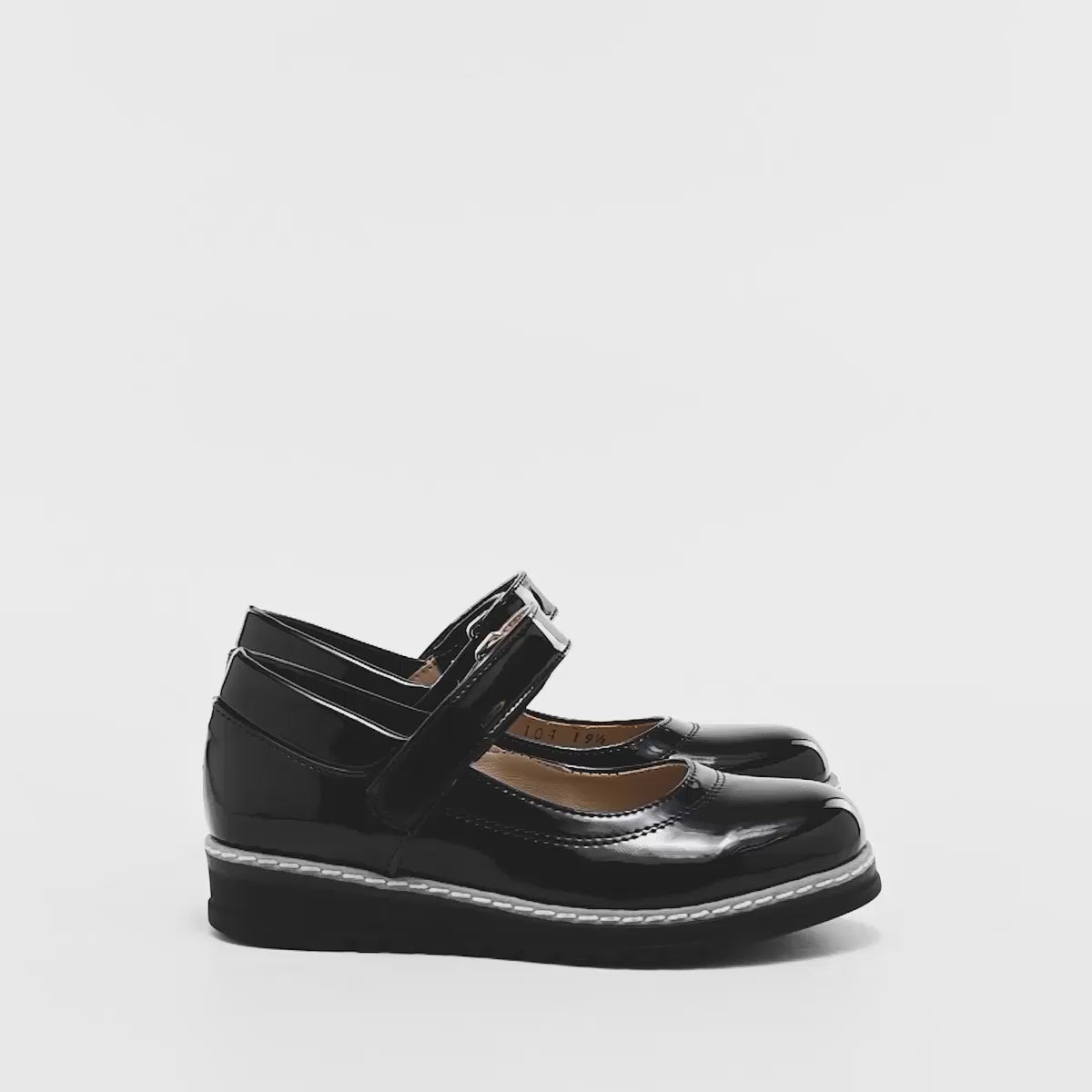Zapato escolar Jacky Hilton para niña