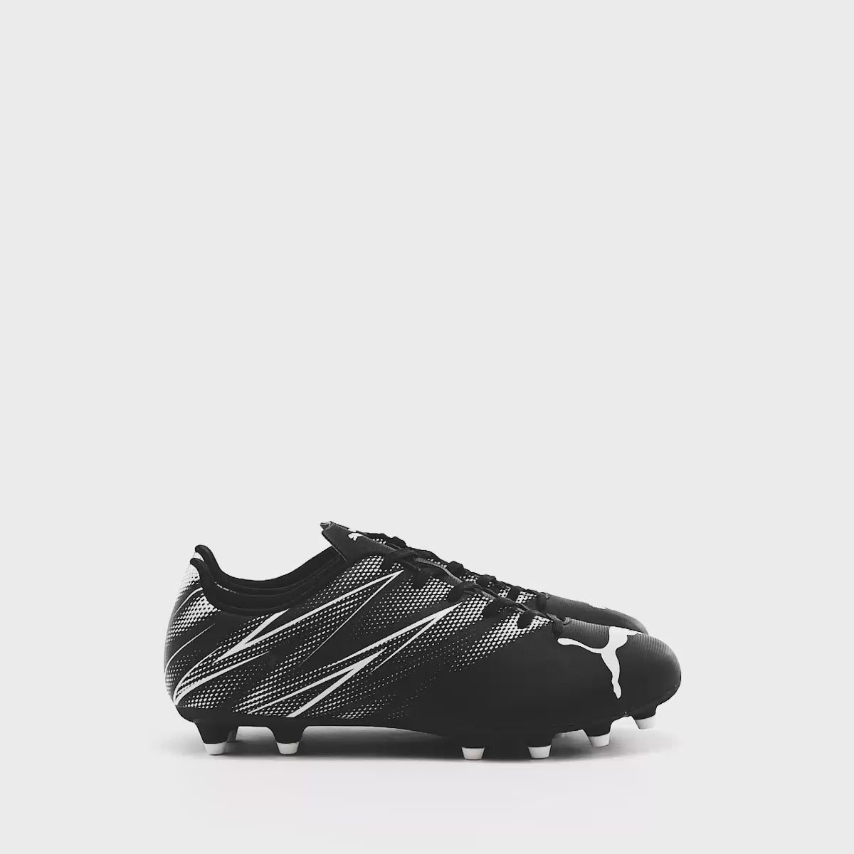 Tacos de fútbol Attacanto Puma para hombre