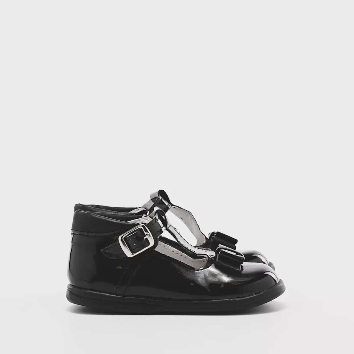 Zapato charol Acertijo para niña preescolar