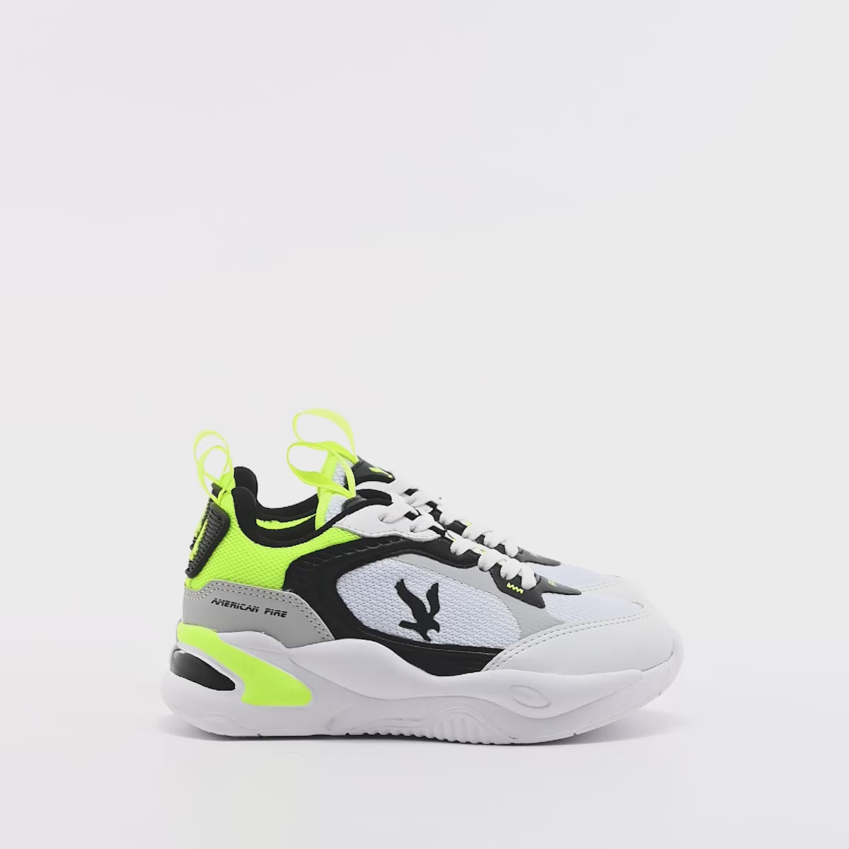 Tenis urbano chunky American Fire para Niño