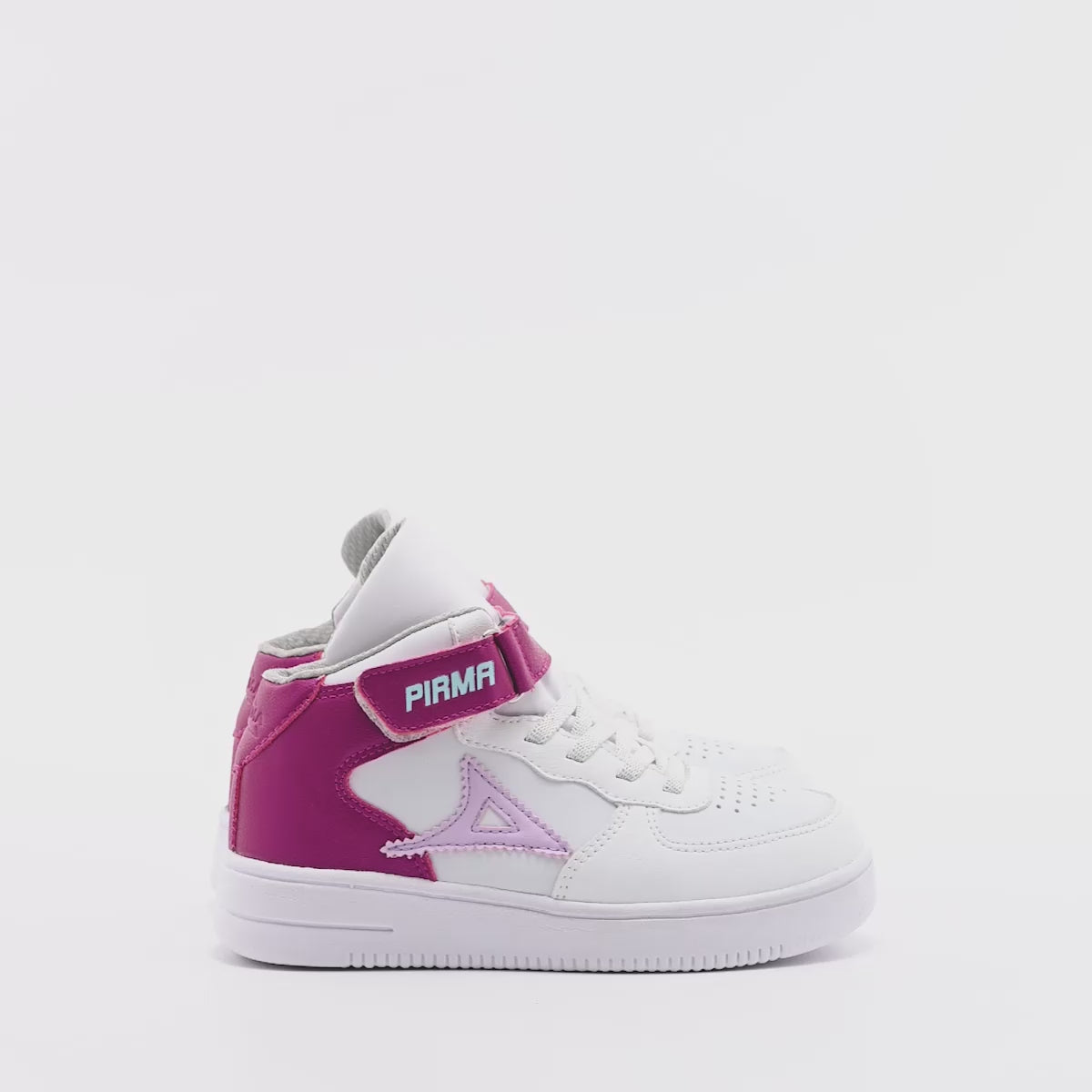 Tenis urbano tipo Botín Pirma para niña