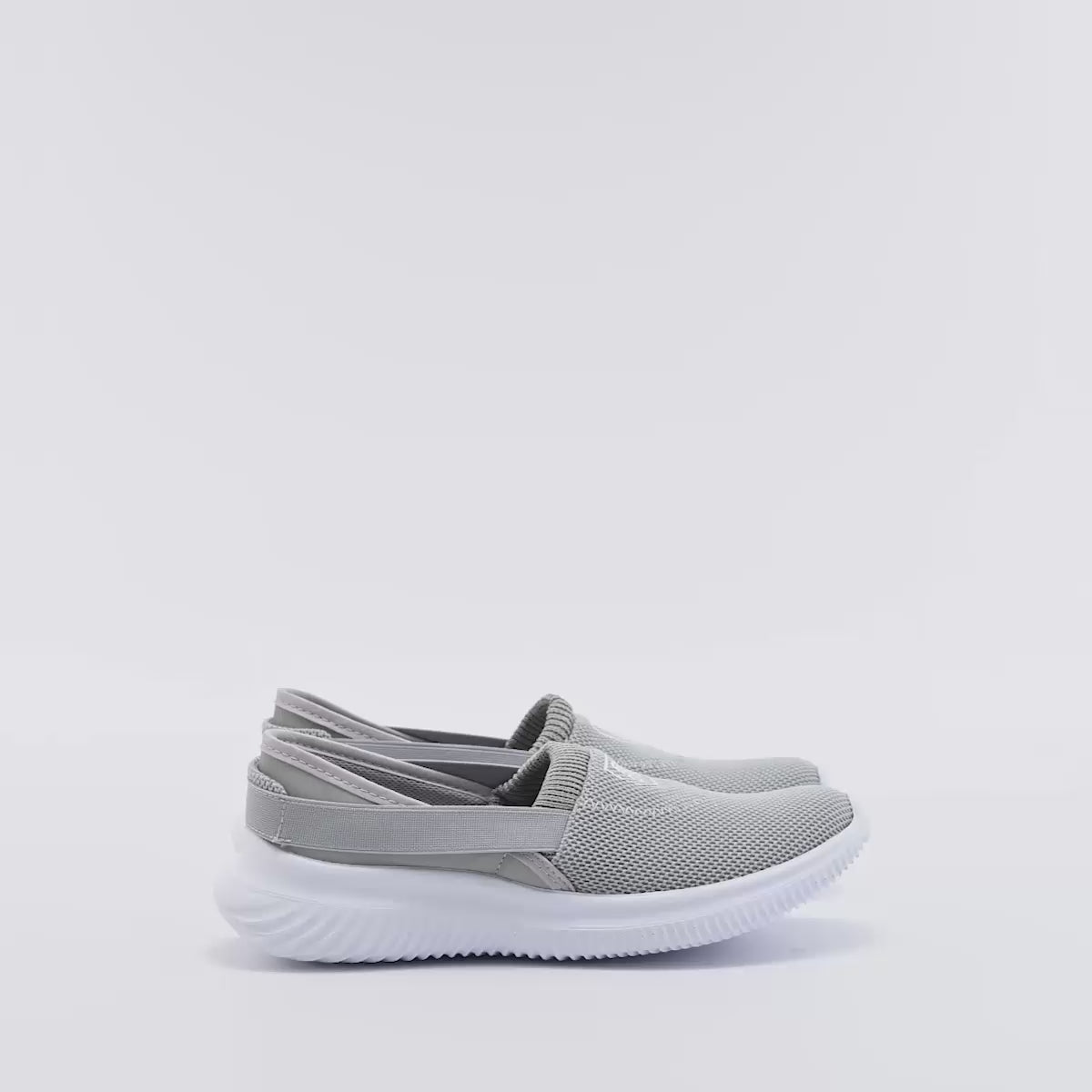 Tenis casual sin agujeta para mujer marca Been Class Gris cod. 126841