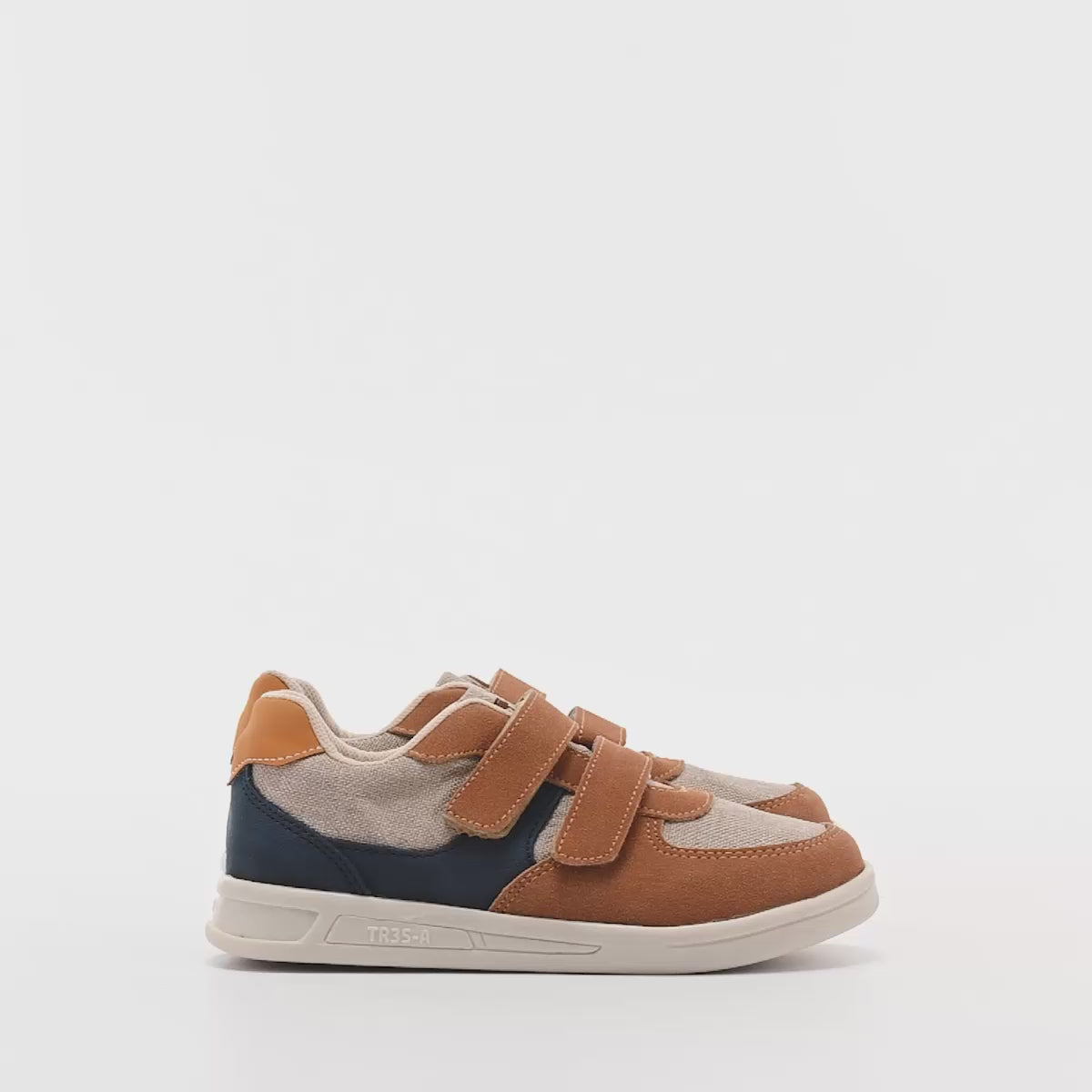 Zapato casual Tres-A  para niño
