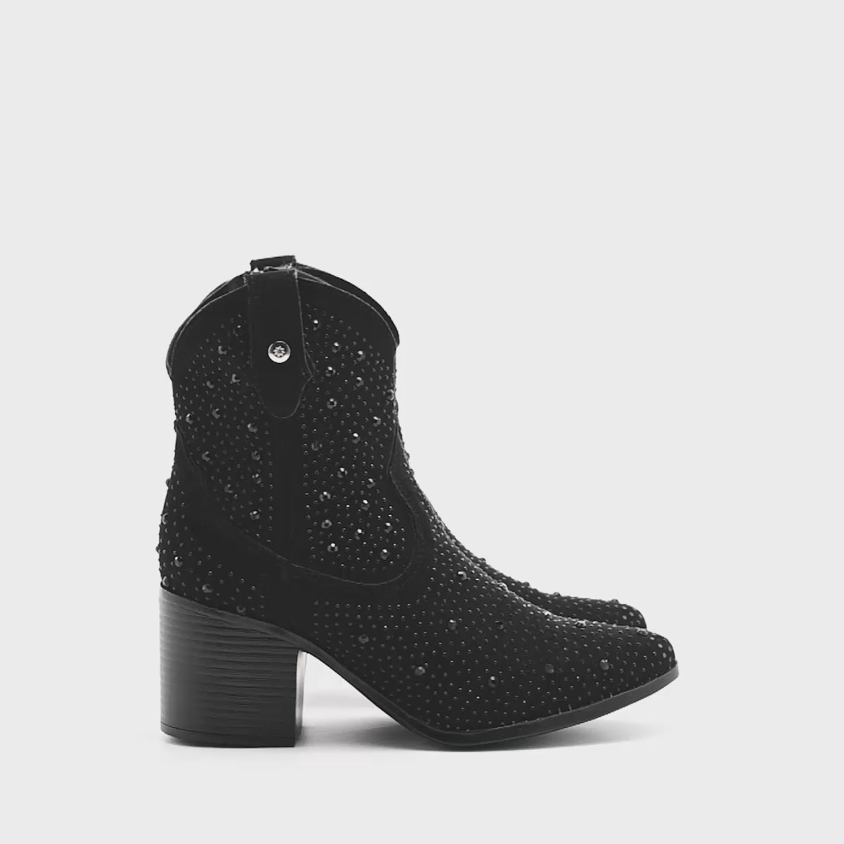 Botín tipo cowboy para mujer marca Moramora Negro cod. 124659