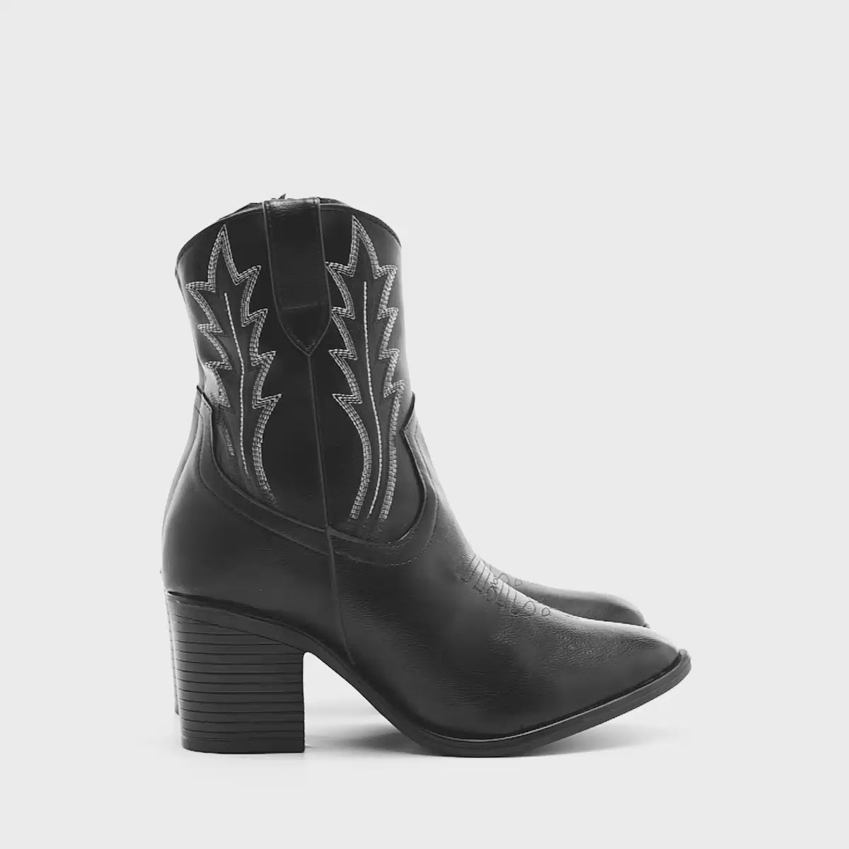 Bota vaquera western para mujer marca Mary Cecy Negro cod. 124653