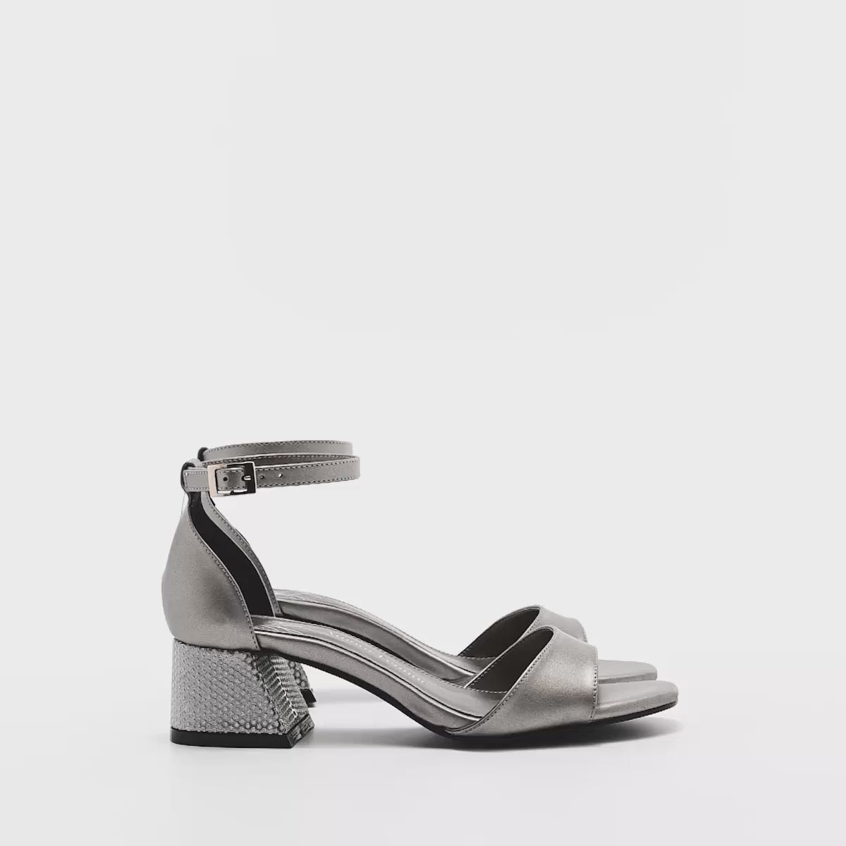 Zapatilla  Clasben para mujer